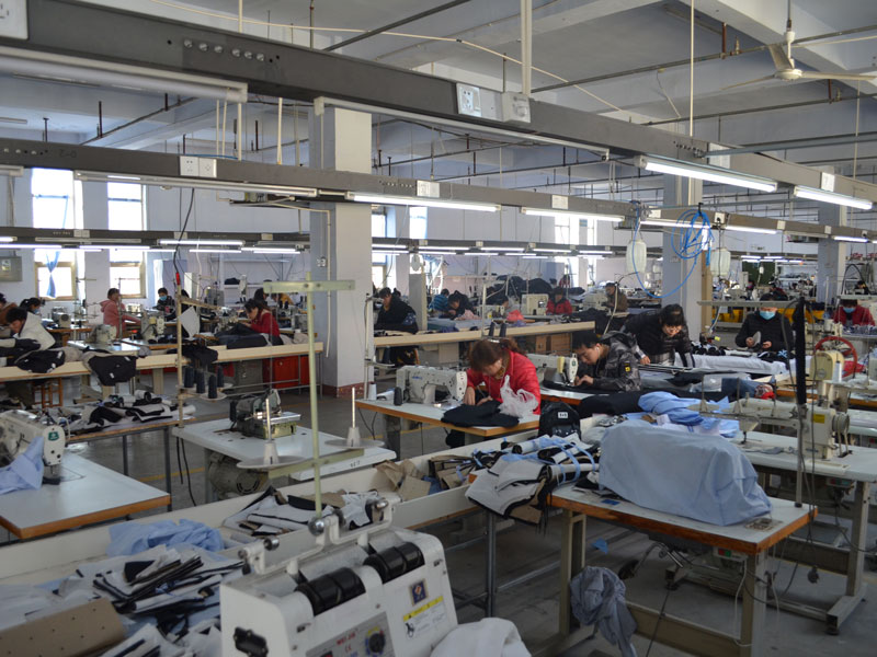 襯衫生產現場