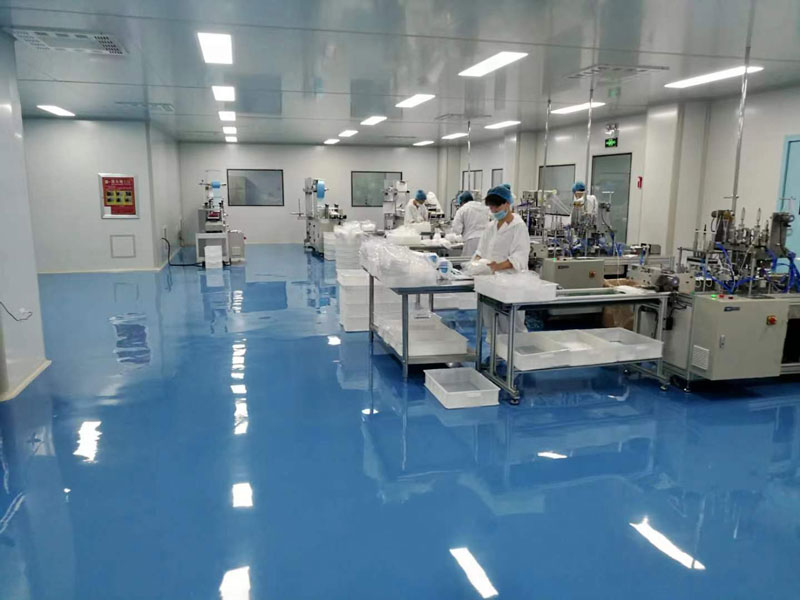 醫(yī)護(hù)防護(hù)用品生產(chǎn)現(xiàn)場(chǎng)